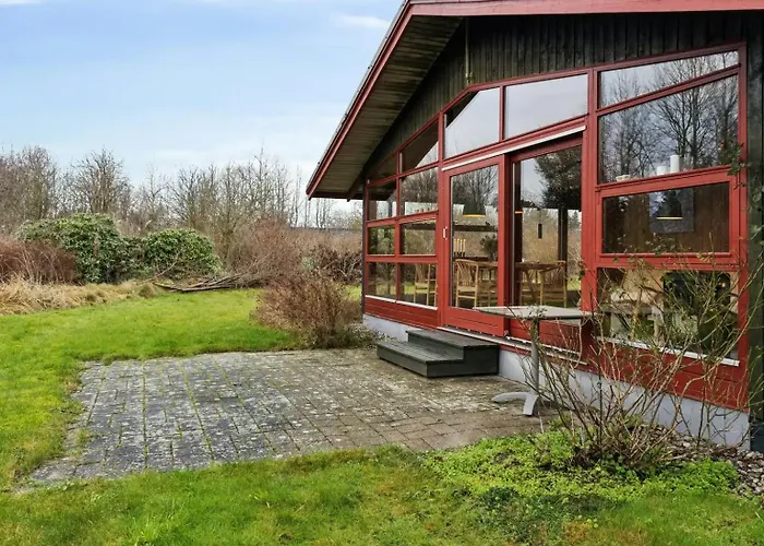 Charming Wooden Summer House In Trend *